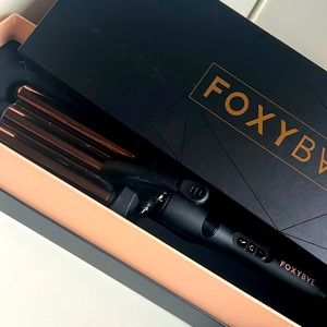 Rose Gold Wavy Baby Triple Waver 3-barrel crimper: rose gold titanium barrels